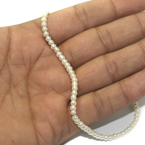 111+ Glass Pearl Round Beads off White 3 mm