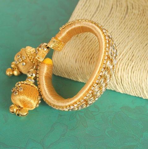 Silk Thread Mani Kundan Bracelet