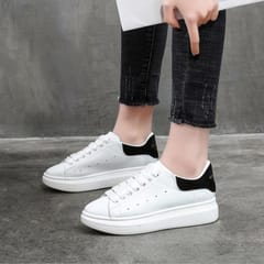 Women Shoes Leather Sponge Thick Platform Bottom Increased Breathable Sneakers (Black White)