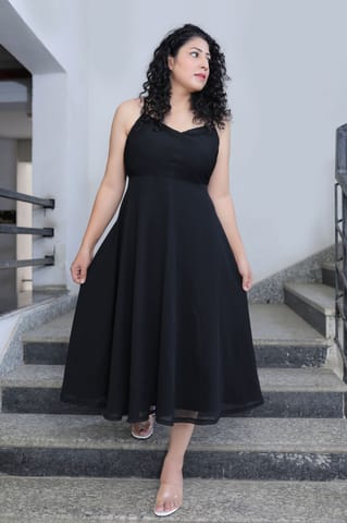 Solid Black Pleated Midi Dress