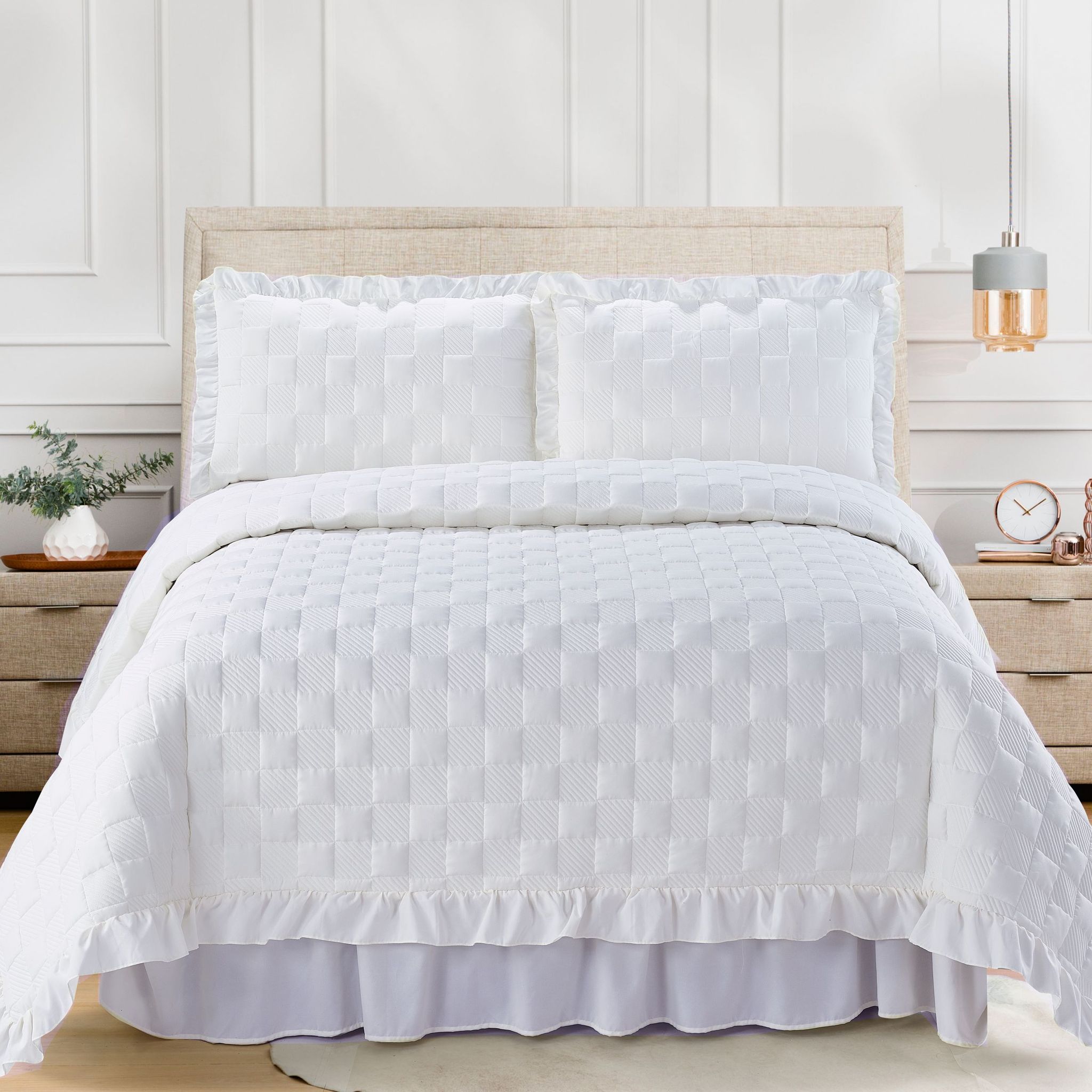 Box Embroidered Quilt Set 4-Piece King White
