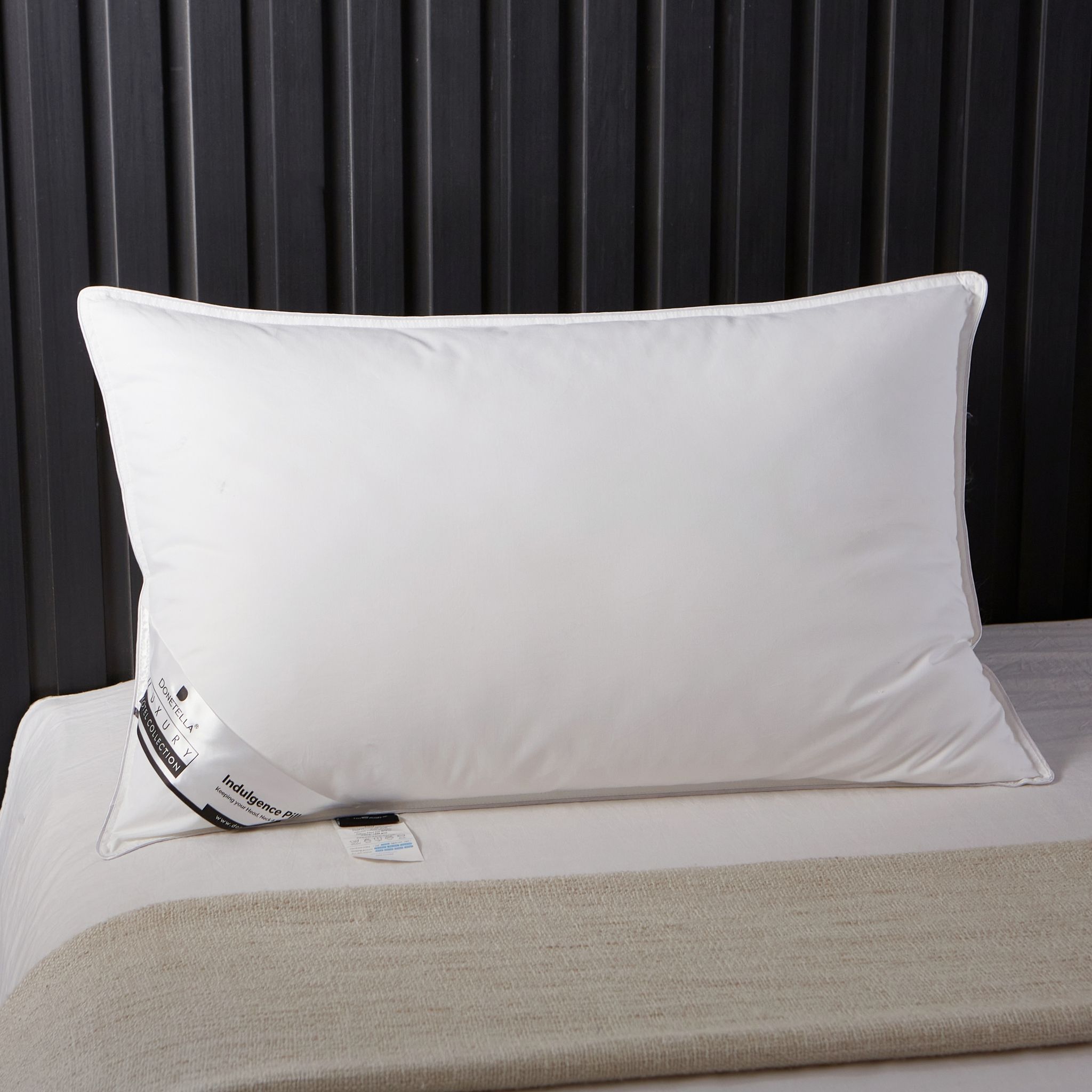Single Hotel Cotton Pillow ,100% Cotton shell ,Double Edge Stitched , Premium Pearl 1.2 Kg Filling  50x75