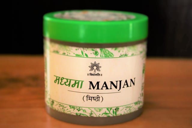 Madhyama Dant Manjan Mishti 50 gm
