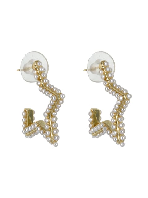 Western Bali type Earrings in Gold finish - CNB4728