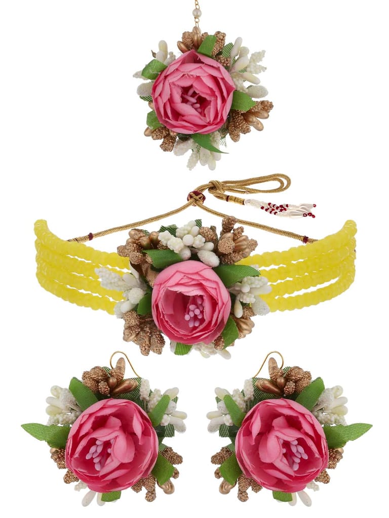 Floral Choker Necklace Set in Gold finish - KYR95