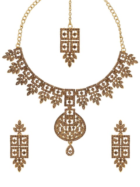 Traditional Necklace Set in Gold finish - SHA1164GO