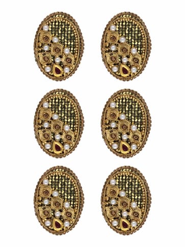 Traditional Saree Pin in Gold finish - PRI550