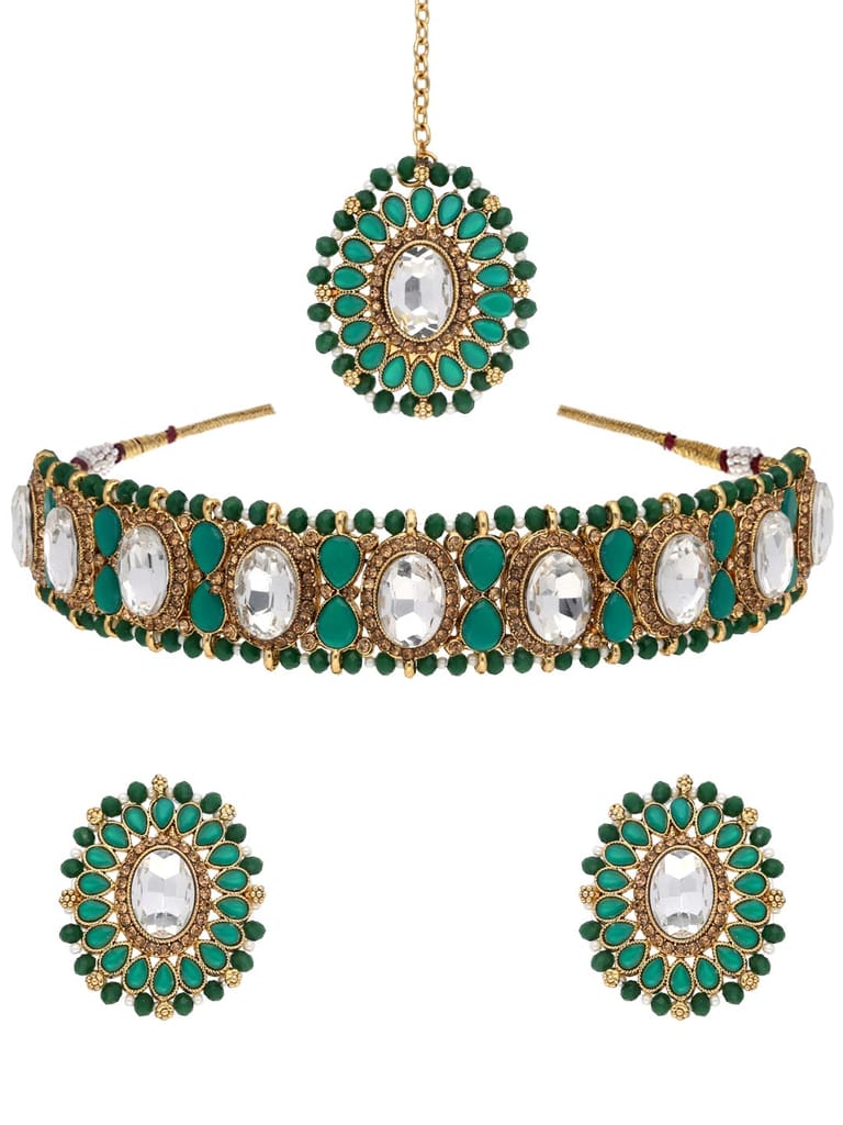 Traditional Choker Necklace Set in Gold finish - AVM628