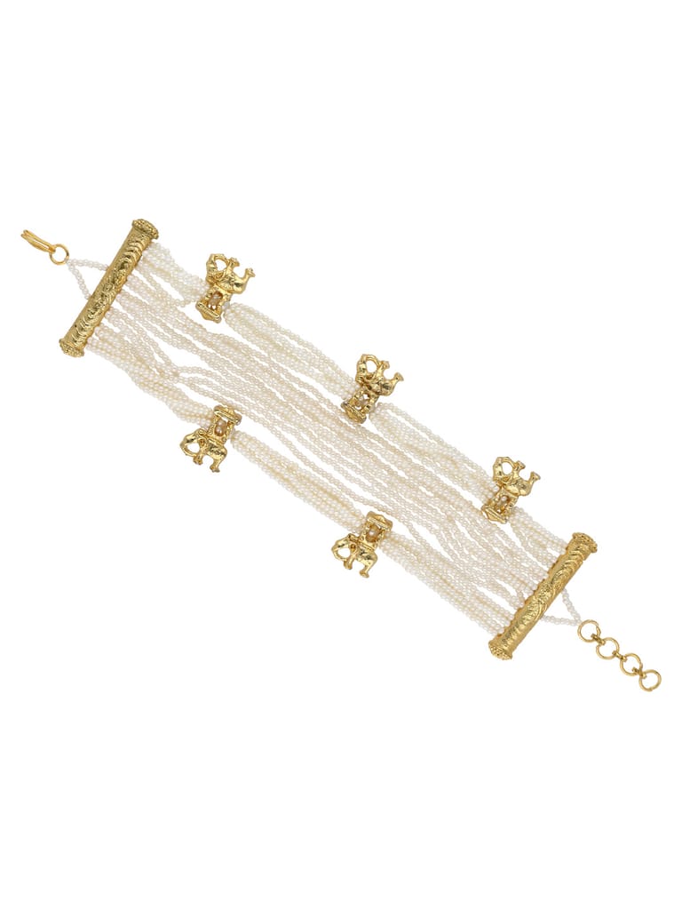 Pearls Loose / Link Bracelet in Gold finish - B7018