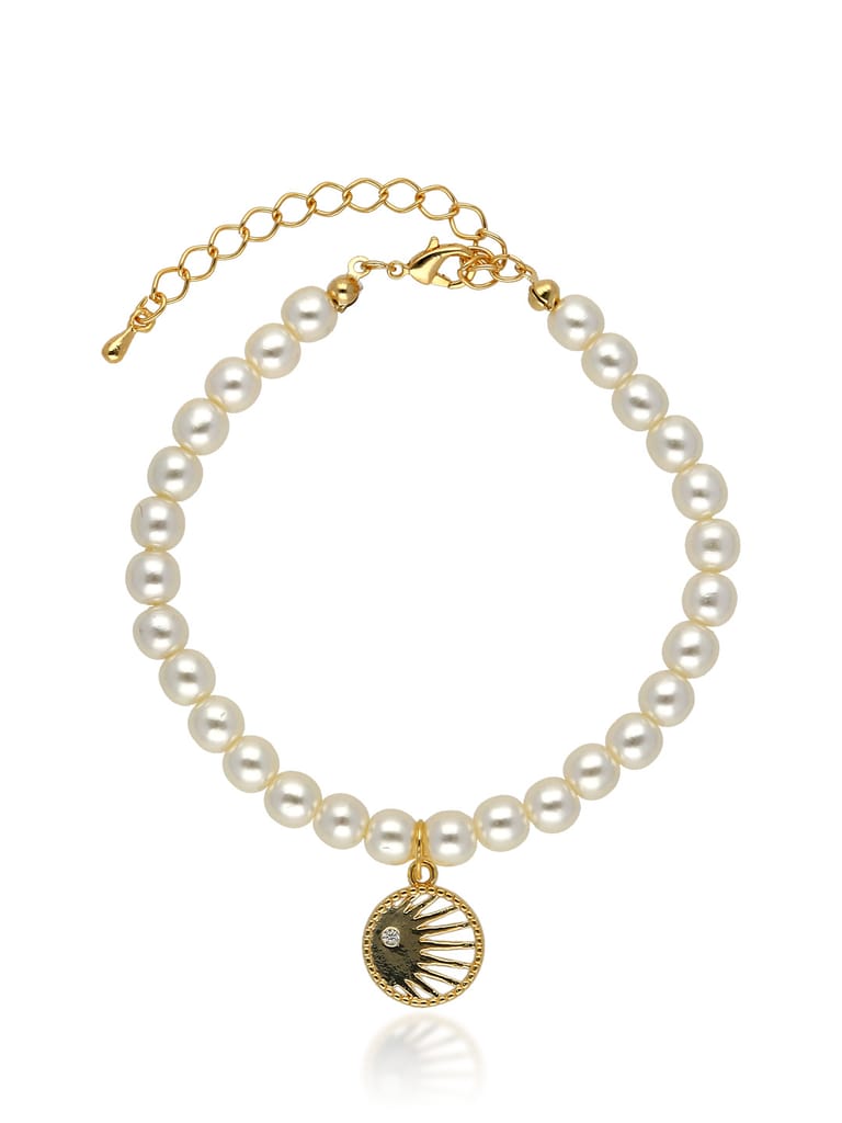 Pearls Loose / Link Bracelet in Gold finish - CNB25467