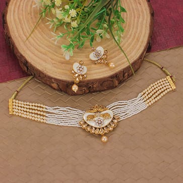 Antique Choker Necklace Set in Gold finish - PRT2704