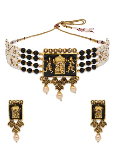 Traditional Choker Necklace Set in Gold finish - PRT2703
