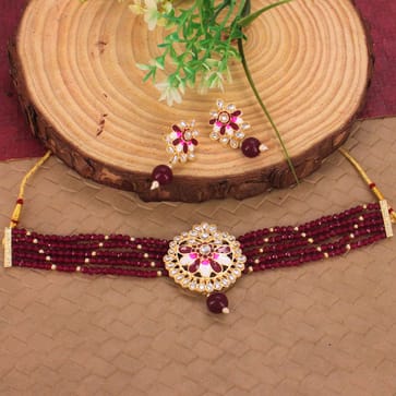 Kundan Choker Necklace Set in Gold finish - PRT2677