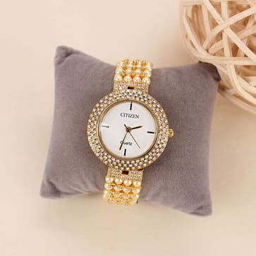 Pearl Watch in Gold finish - HAR50