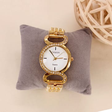 Pearl Watch in Gold finish - HAR52