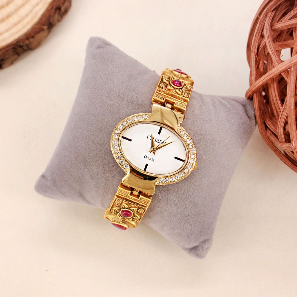 Antique Watch in Gold finish - HAR65