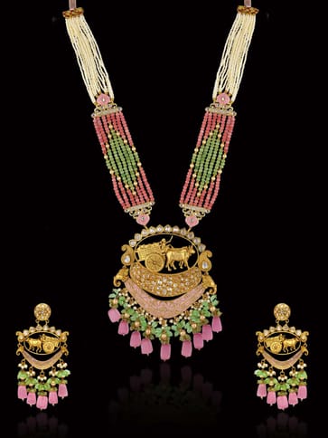 Kundan Long Necklace Set in Gold finish - CNB30750
