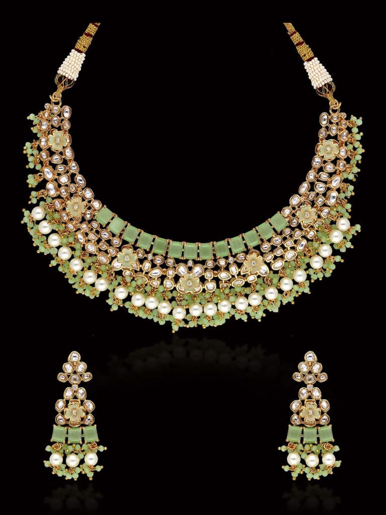 Kundan Necklace Set in Gold finish - CNB30753