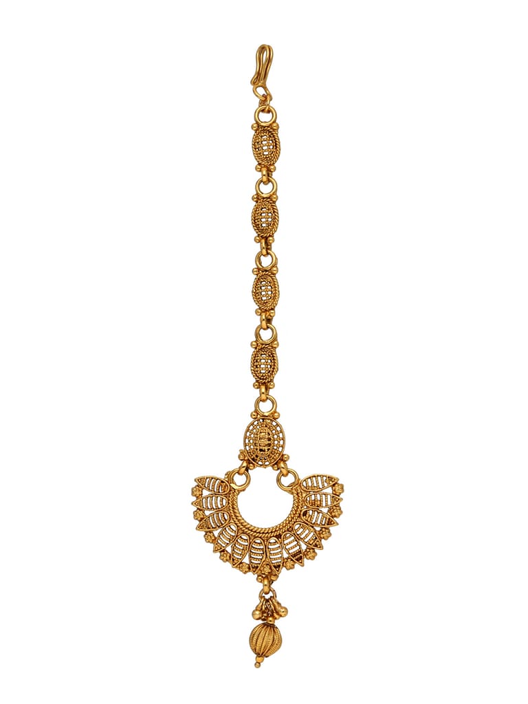Antique Maang Tikka in Gold finish - CNB31172