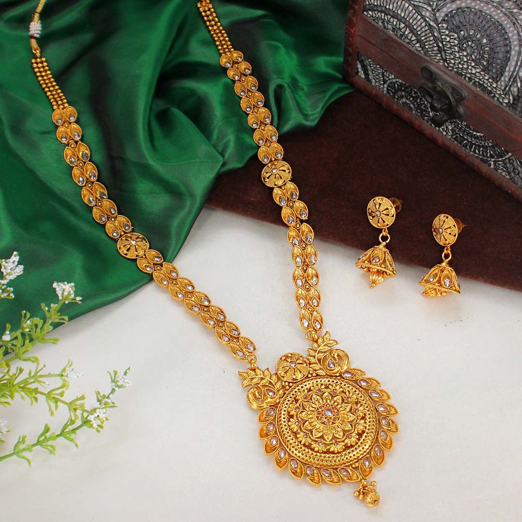 Antique Long Necklace Set in Gold finish - AMN270