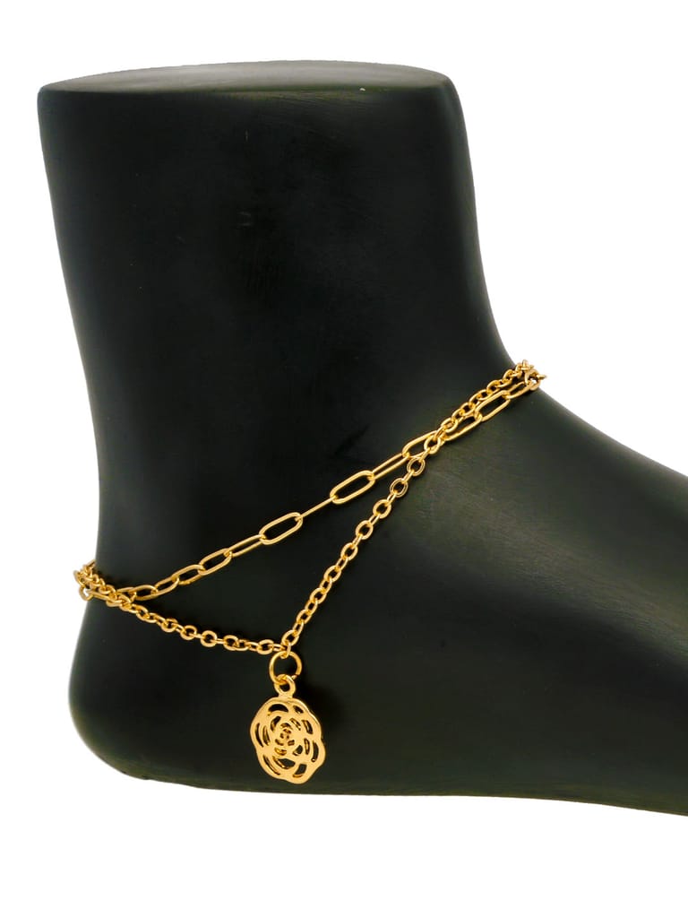 Western Loose Anklet in Gold finish - CNB32338