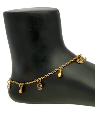 Western Loose Anklet in Gold finish - CNB32373