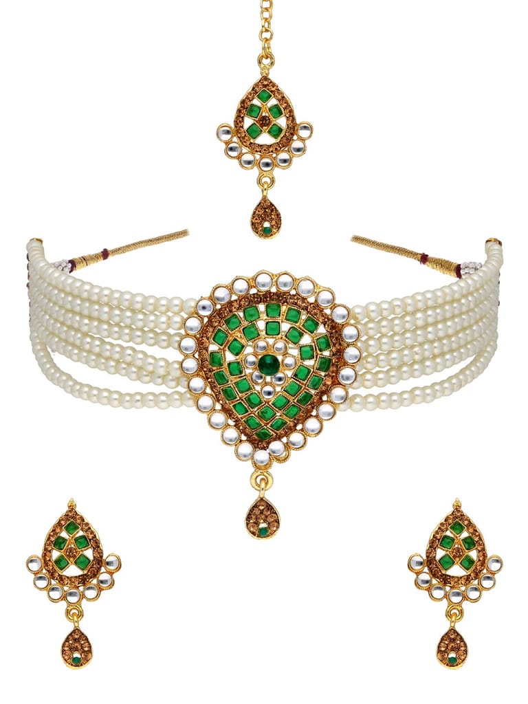Kundan Choker Necklace Set in Gold finish - CNB32600
