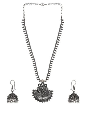 Oxidised Long Necklace Set in Black color - CNB33922