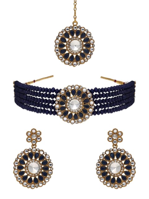 Traditional Choker Necklace Set in Gold finish - AVM692