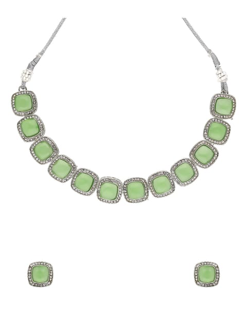 Traditional Necklace Set in Rhodium finish - MCD90