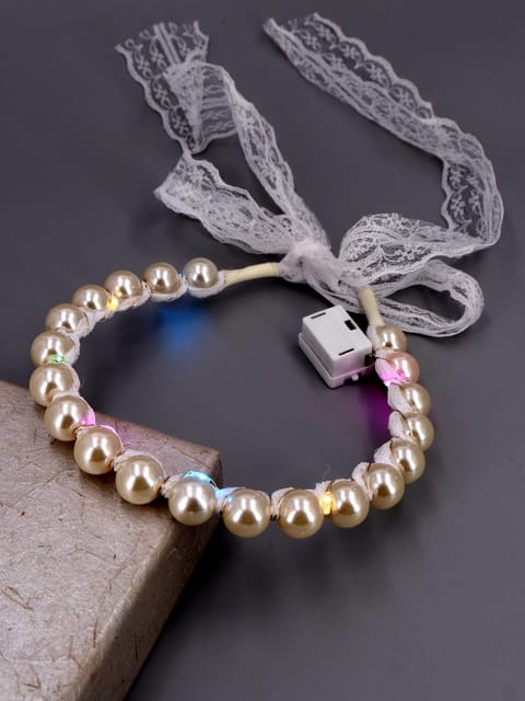 Fancy Pearls Hair Band in White color - STN3