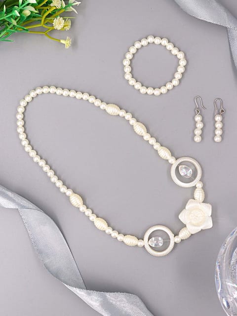 Pearls Mala set with Bracelet for Kids - WOM5097