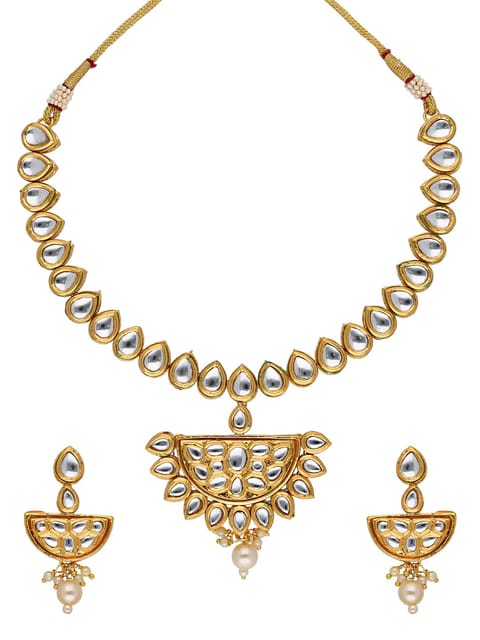 Kundan Necklace Set in Gold finish - MCD3258