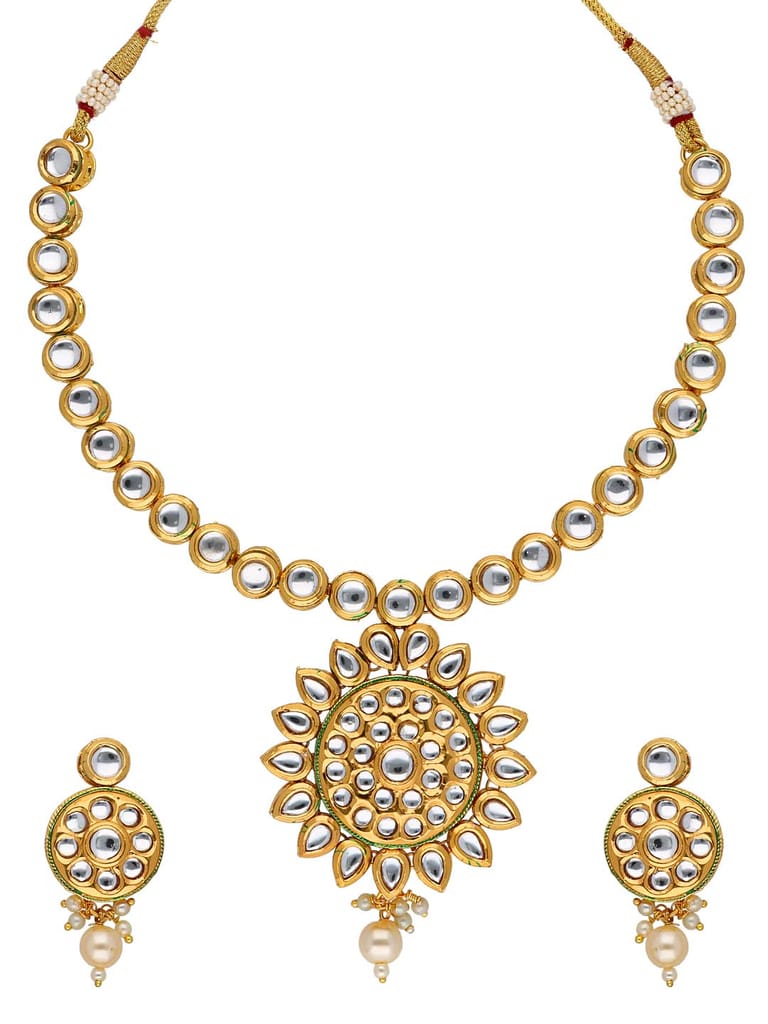 Kundan Necklace Set in Gold finish - MCD3251