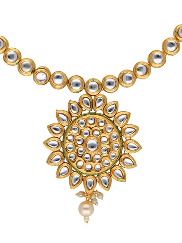 Kundan Necklace Set in Gold finish - MCD3251