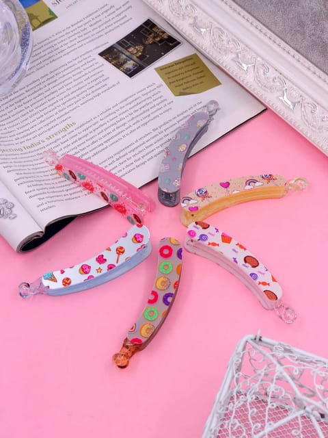 Printed Banana Clip in Assorted color - CNB39678