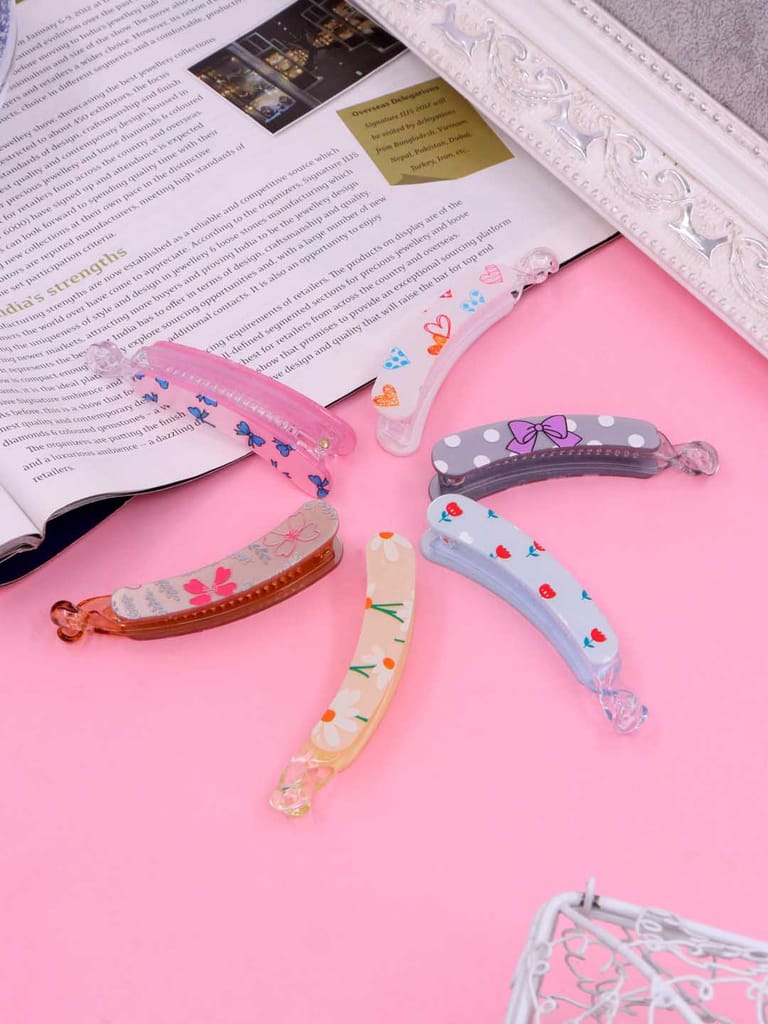 Printed Banana Clip in Assorted color - CNB39682