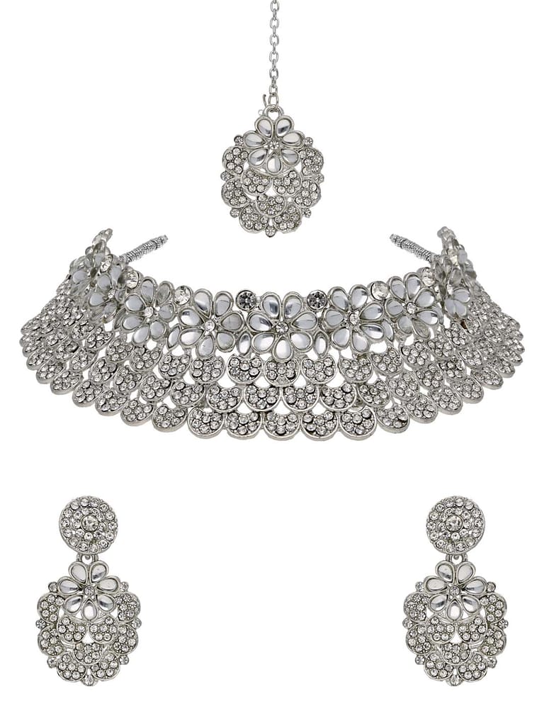 Kundan Choker Necklace Set in Rhodium finish - STUR3027