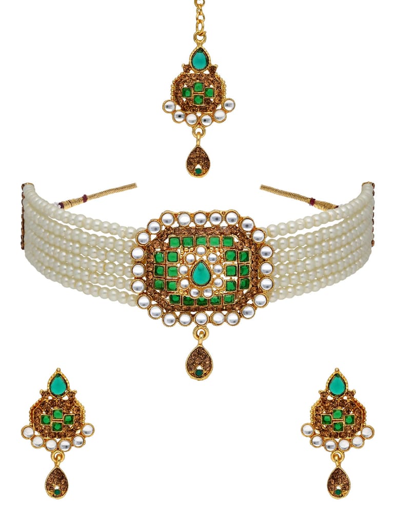 Kundan Choker Necklace Set in Gold finish - CNB32626GR