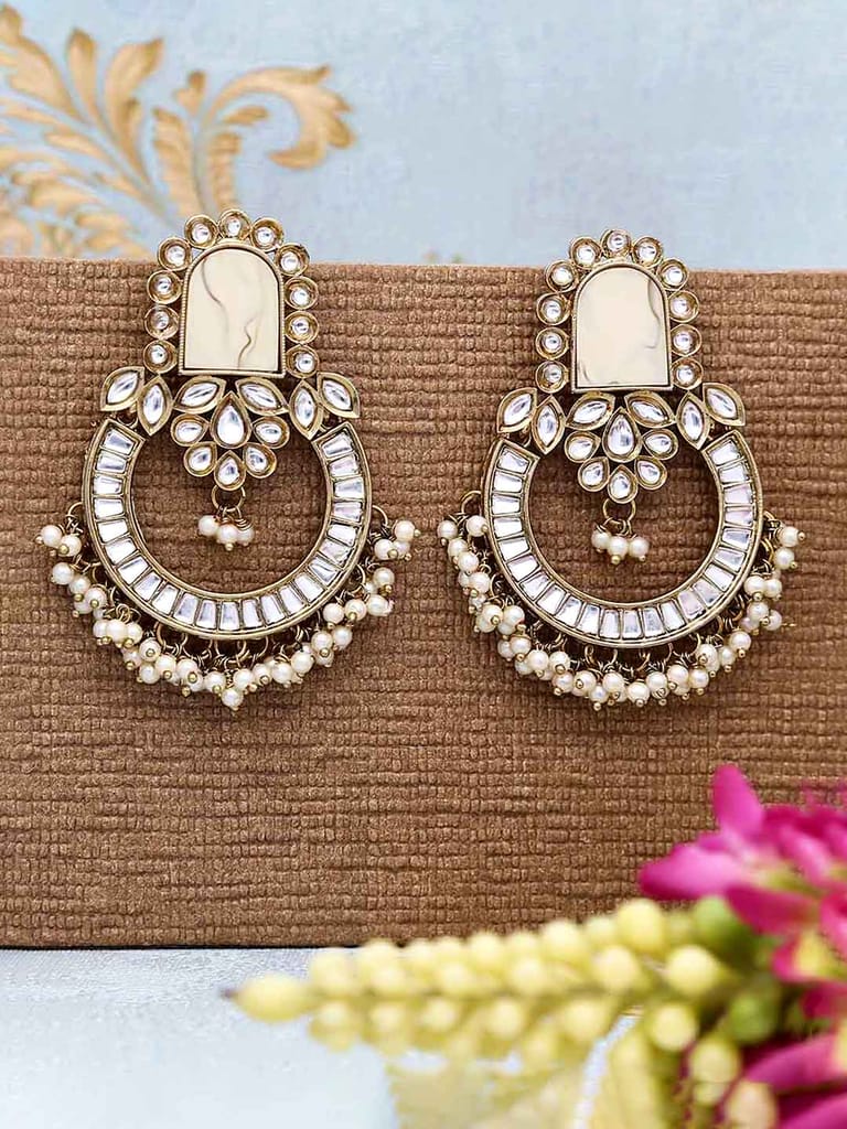 Kundan Chandbali Earrings in Mehendi finish - CNB26104