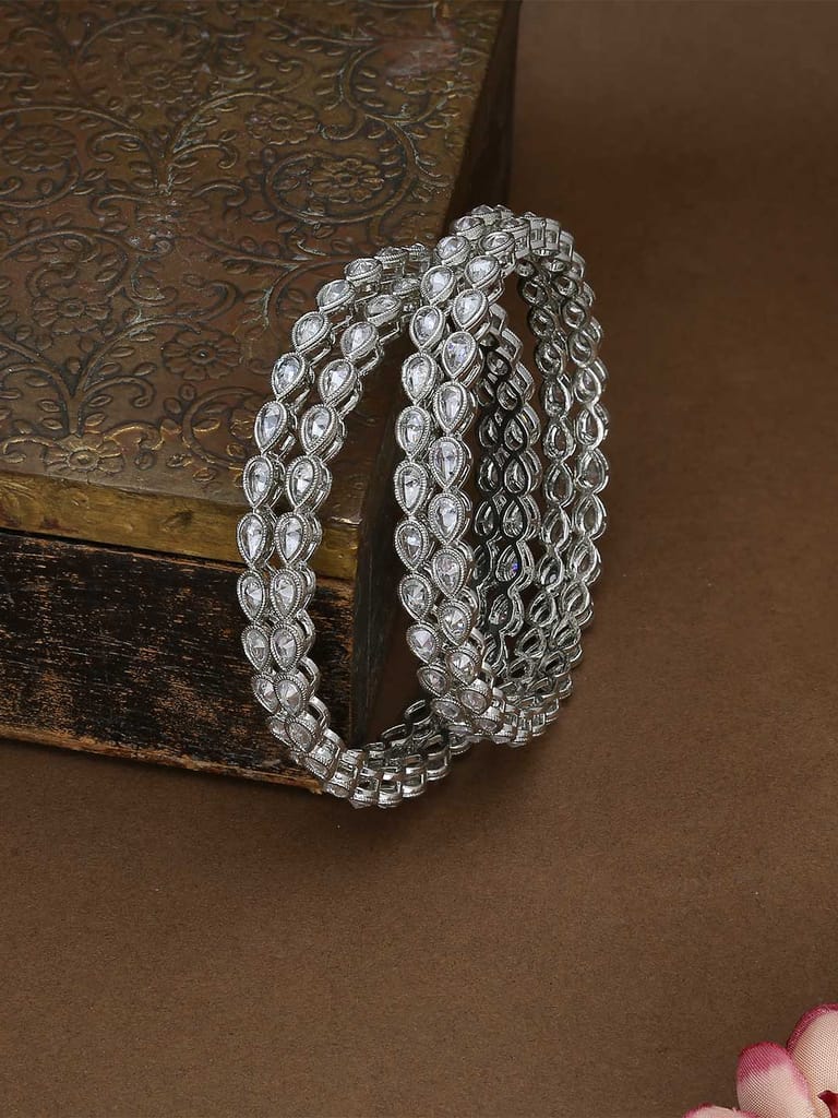 Reverse AD Bangles in Rhodium finish - CNB2450-2.6