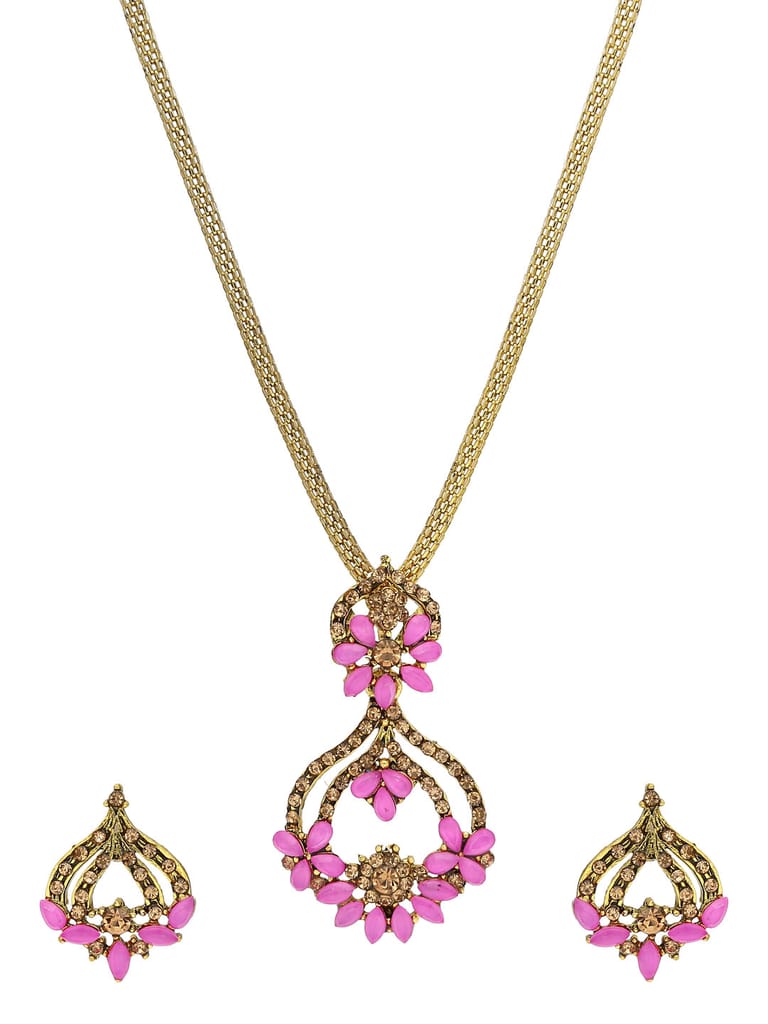 Traditional Pendant Set in Gold finish - CNB42141