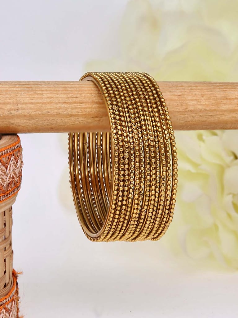 Metal Bangles in Gold finish - 650GO