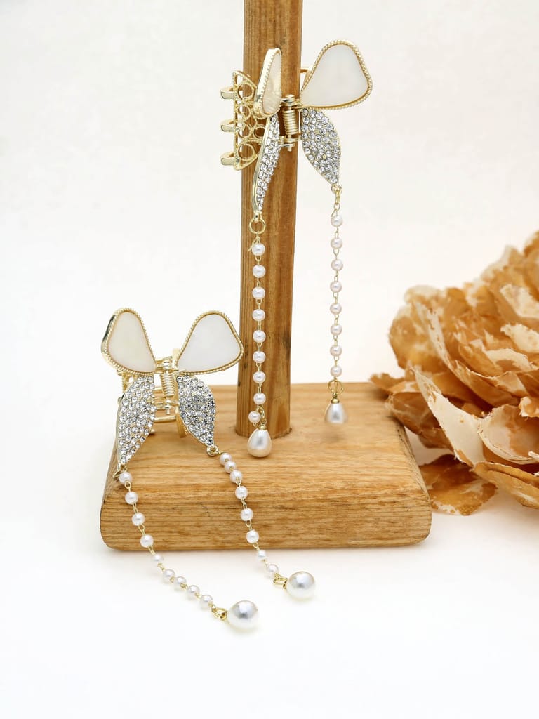 Fancy Butterfly Clip with Hanging in Gold finish - THF459