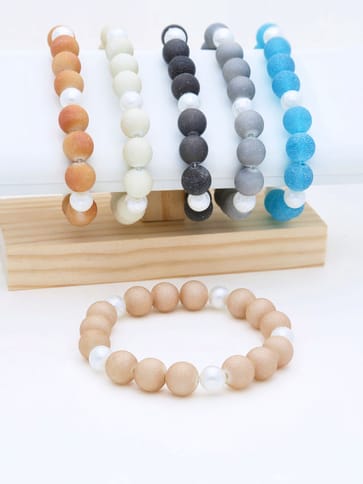 Western Elasticated Bracelet in Assorted color - THF553