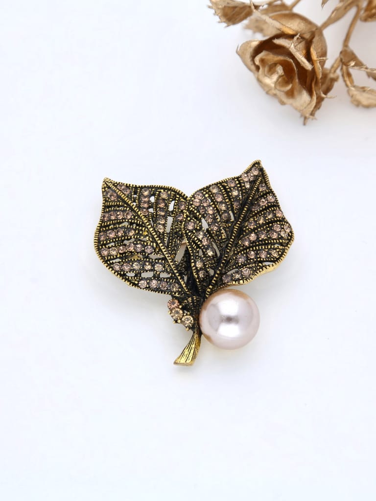 Western Brooch in Oxidised Gold finish - THF1323