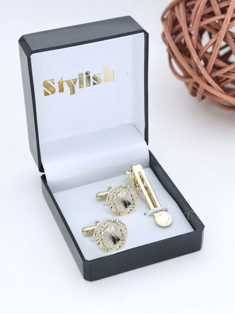 Cufflinks with Tie Clip in Gold finish - THF1528