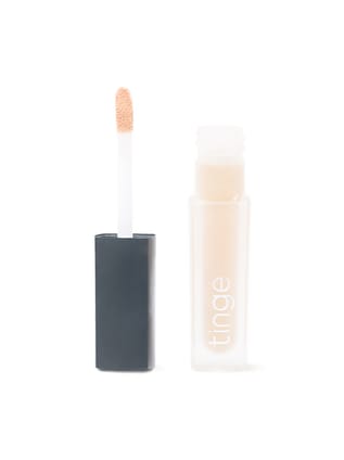 Concealer, CP86- For light skin with a pink light undertone