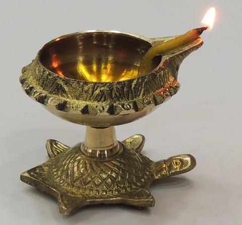 Brass Table Decor Oil Lamp Deepak On Tortoise  (MOQ - 6 Pcs.) - 2.4*2.1*2 inch (Z141 C)