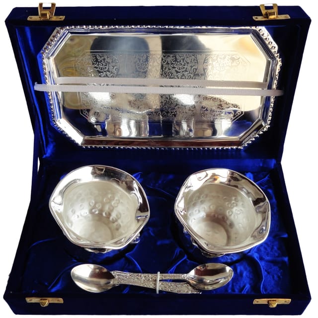 Brass Silver Plated 2 Bowl Set With Plate Packed In Velvet Box (B014)